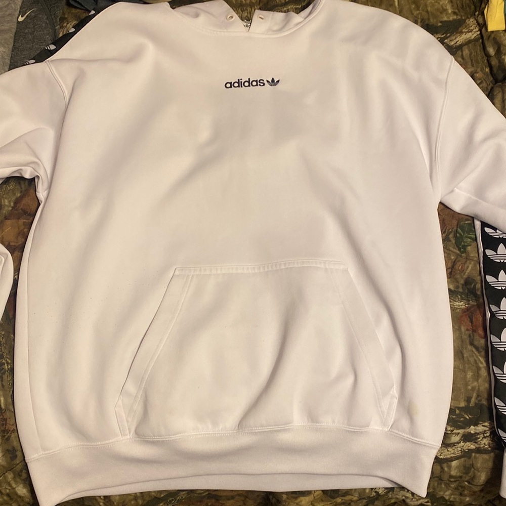Selling some clothes for my boyfriend!!